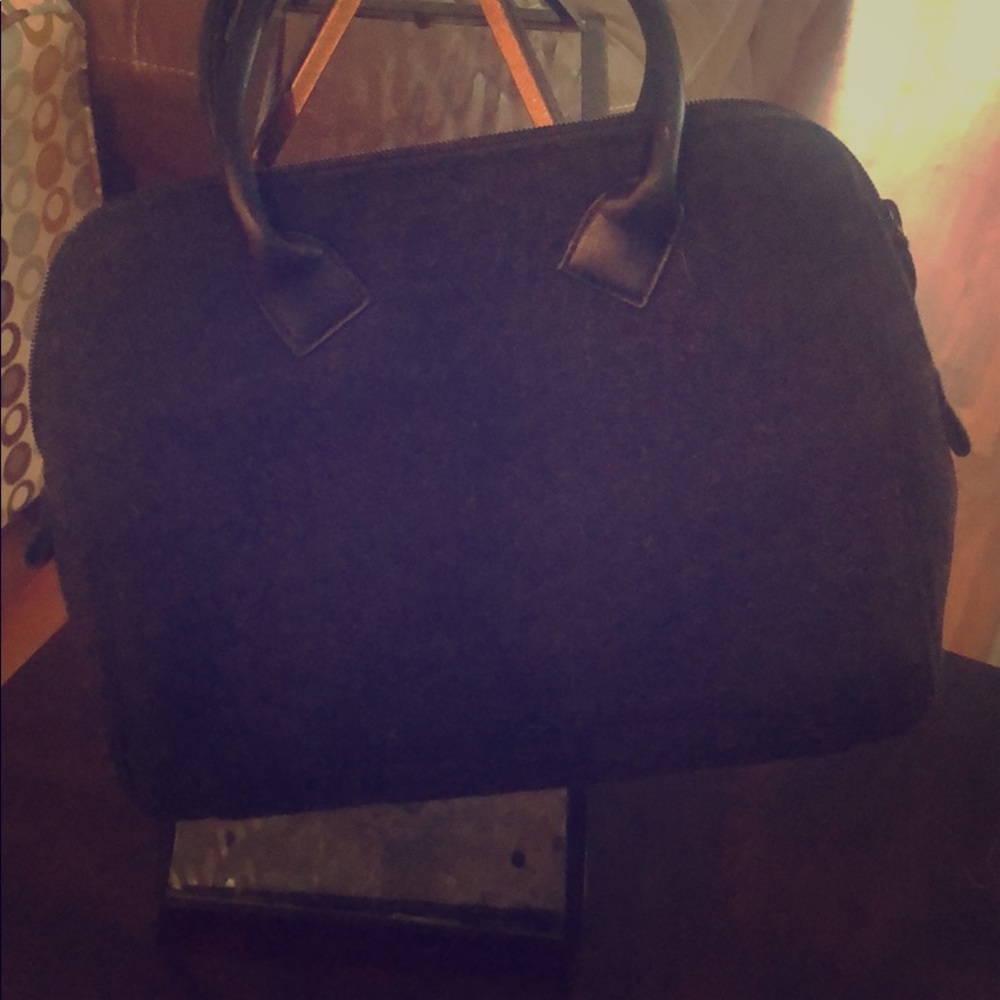 EXPRESS handbag - Picture 2 of 3